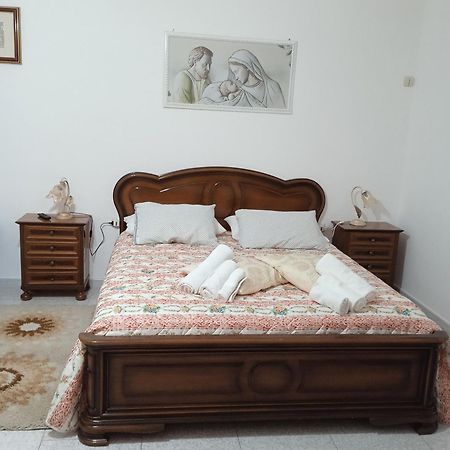 B&B La Casa Dell'Ospite กราวีนา อิน ปูเลีย ภายนอก รูปภาพ
