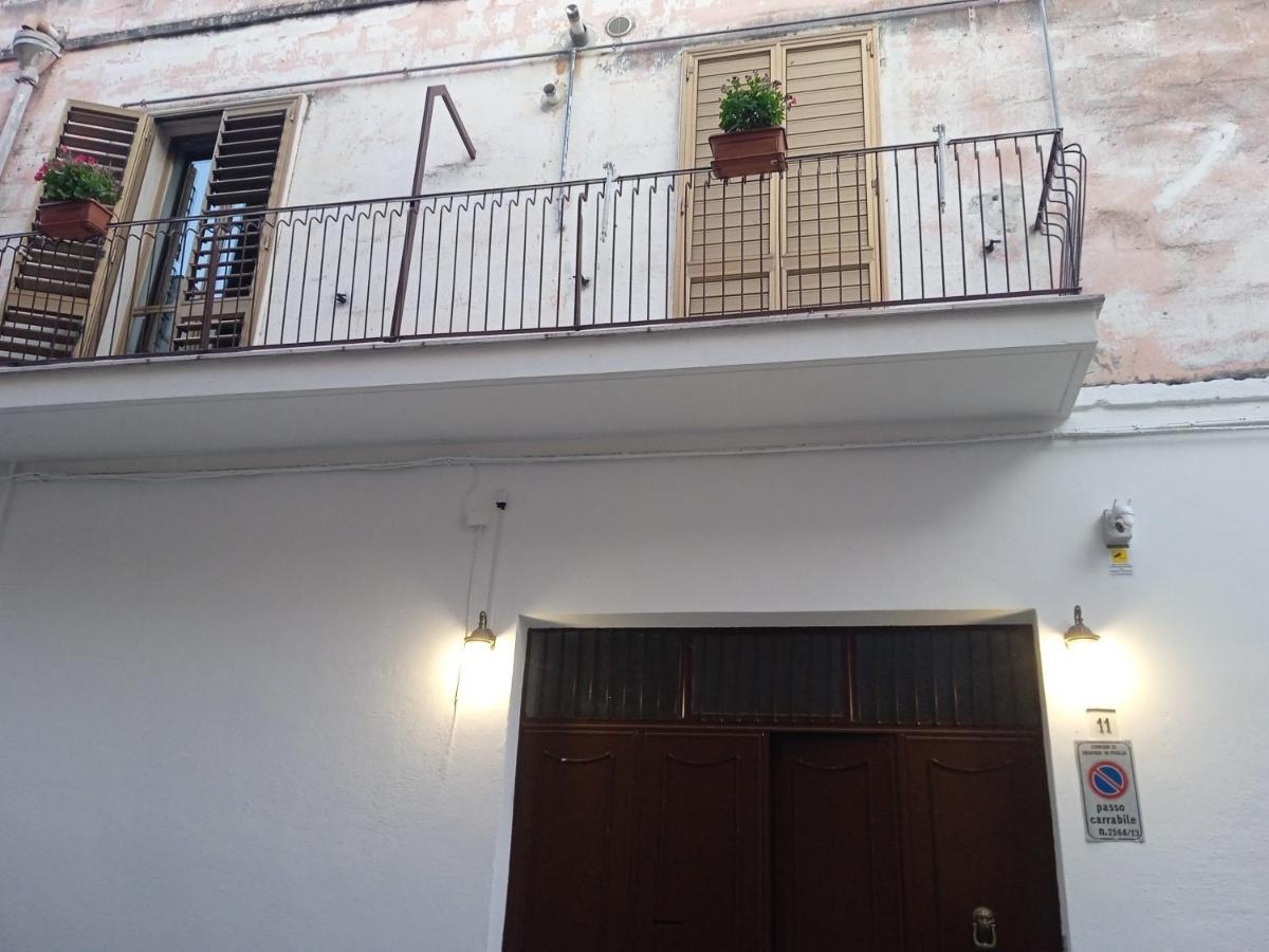 B&B La Casa Dell'Ospite กราวีนา อิน ปูเลีย ภายนอก รูปภาพ